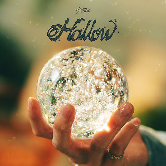 Stray Kids - Japan 3rd Mini Album 'HOLLOW' (Regular Edition) (Random P.O.B)